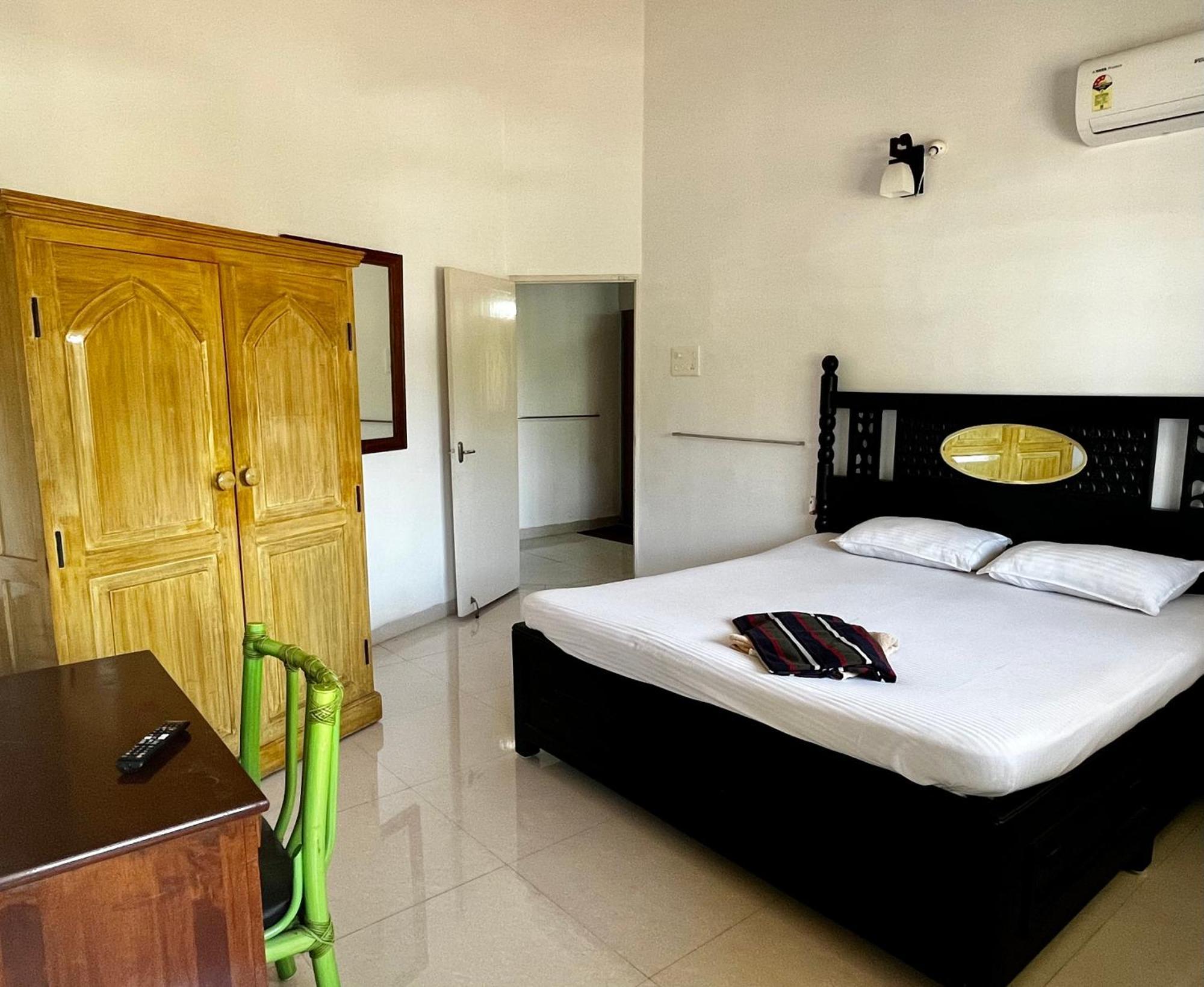 Aparthotel Easy Living Guesthouse,