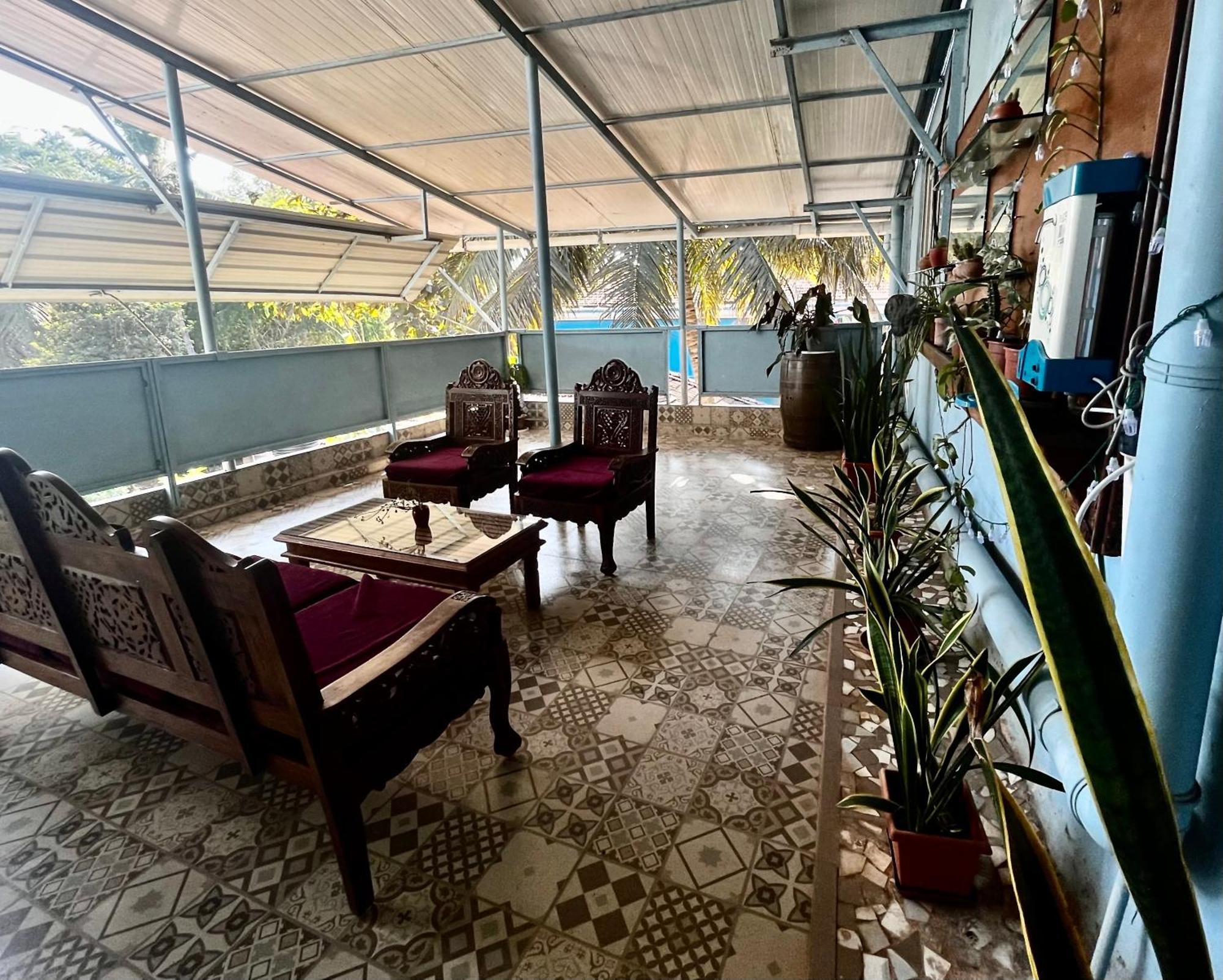 Aparthotel Easy Living Guesthouse,
